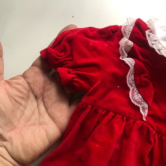 Vintage Red Velvet Baby Dress with Lace Collar - Picture 2 of 8